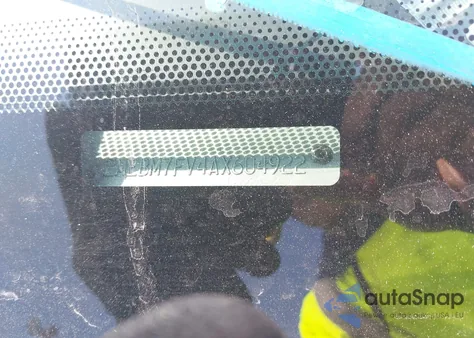 2010 Mercury Grand Marquis Ls (Fleet Only) from USA, damaged, VIN 2MEBM7FV4AX604922